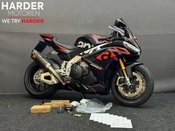Aprilia RSV4 1100 (2023) — foto 1