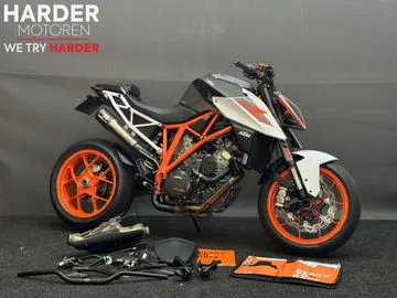 KTM 1290 SuperDuke R (2017) — foto 1
