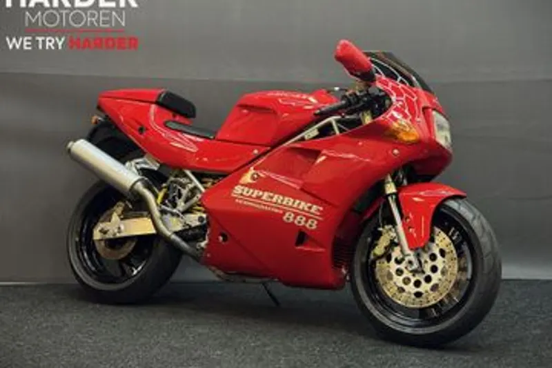 Ducati 888 (1993)