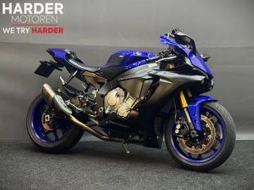 Yamaha YZF-R1 (2015) — foto 1