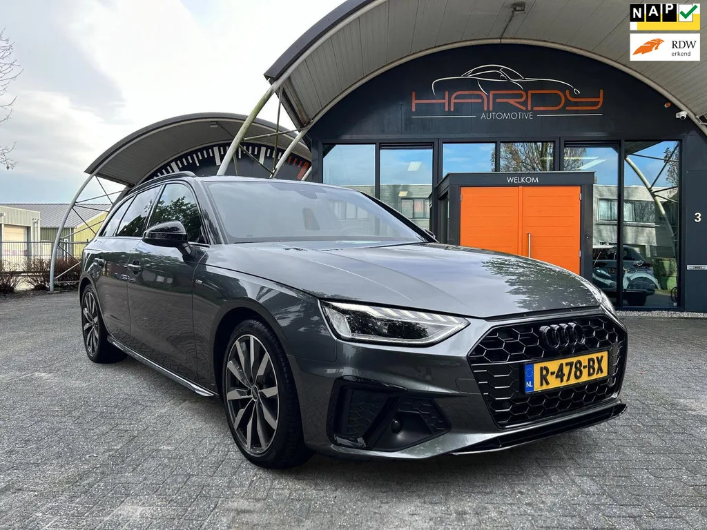 Audi A4 (2022) — foto 1