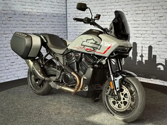 Harley-Davidson Pan America 1250 ST (2025) — foto 1