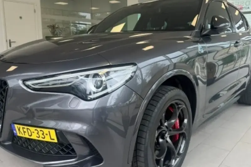 Alfa Romeo Stelvio (2020)