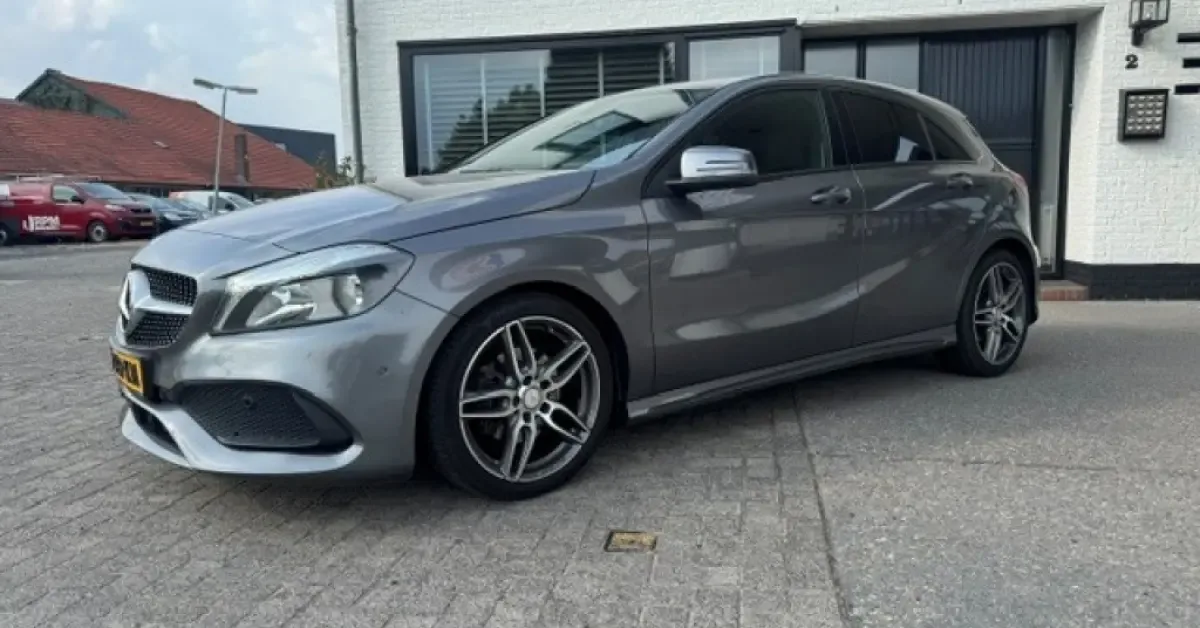 Mercedes-Benz A-Klasse (2017) — foto 1