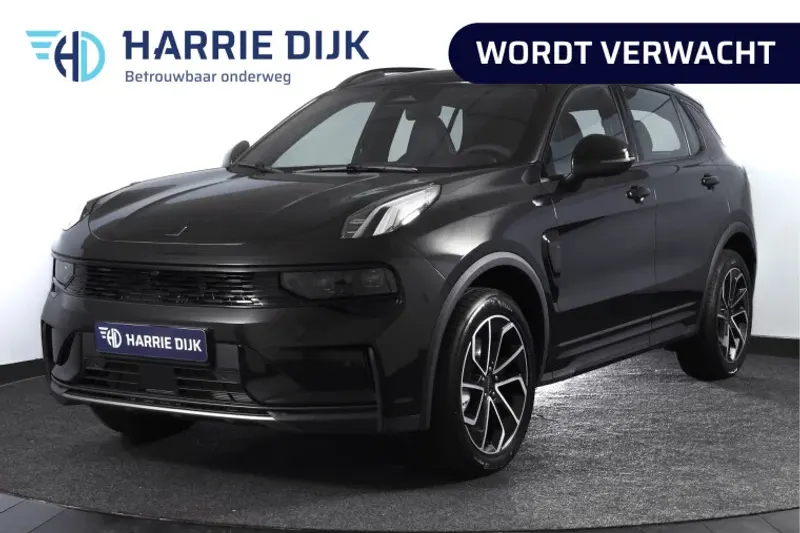 Lynk & Co 01 (2025)