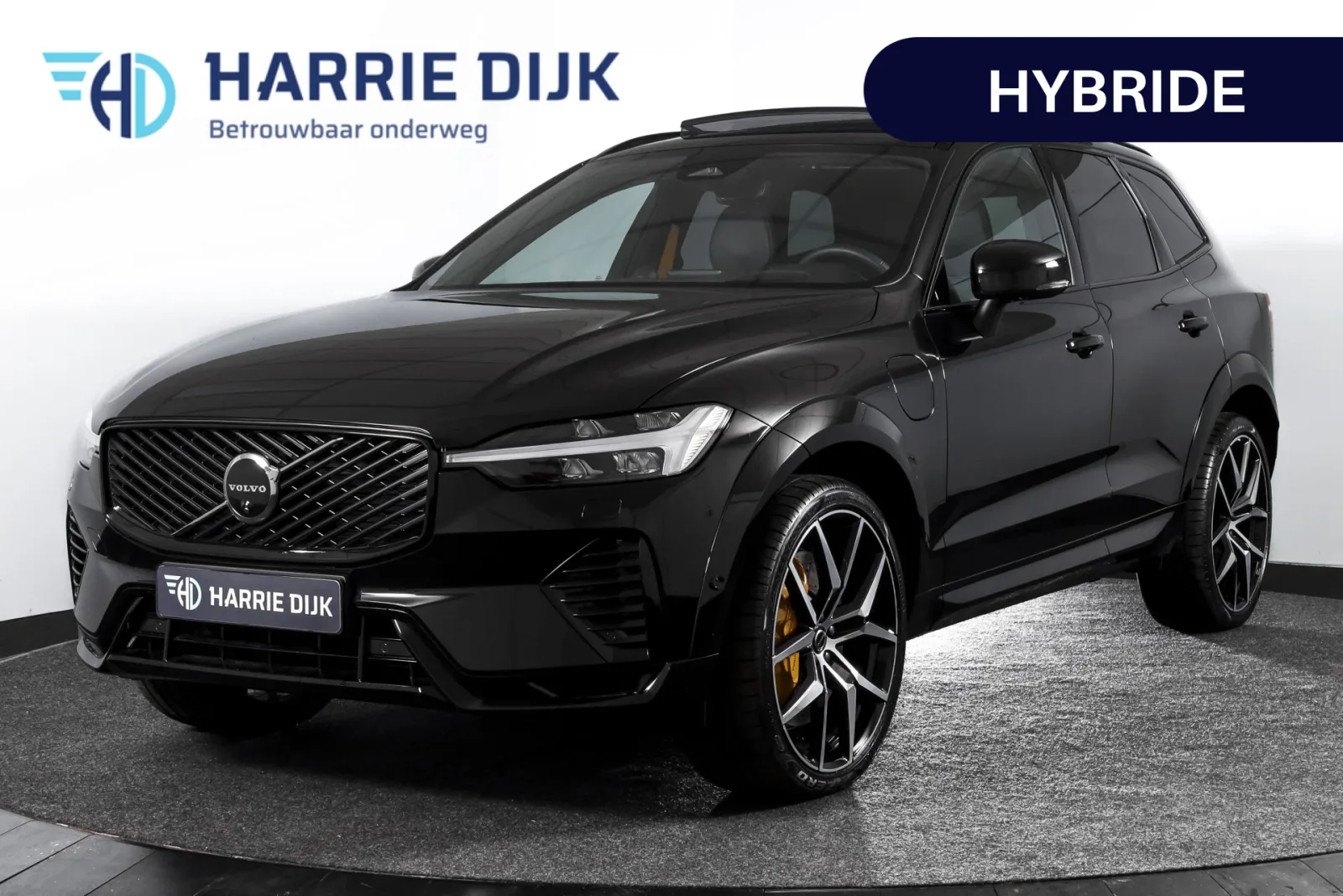 Volvo XC60 (2026) — foto 1