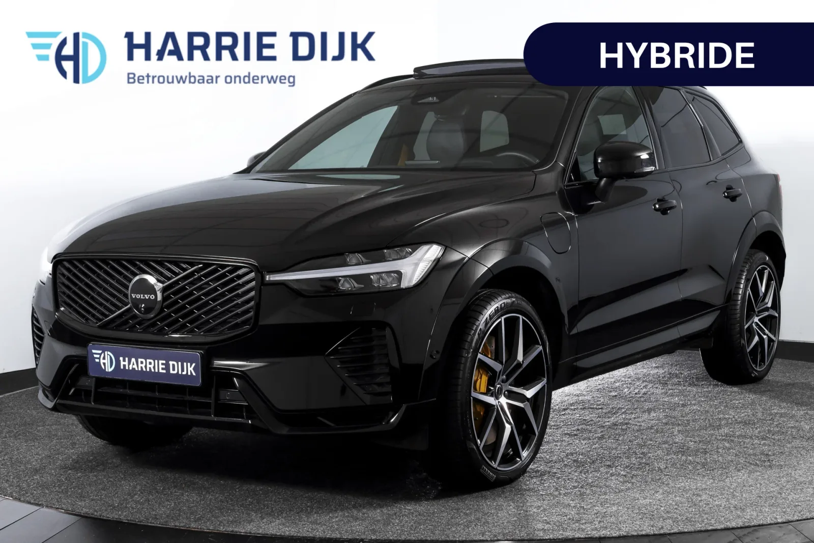 Volvo XC60 (2025) — foto 1