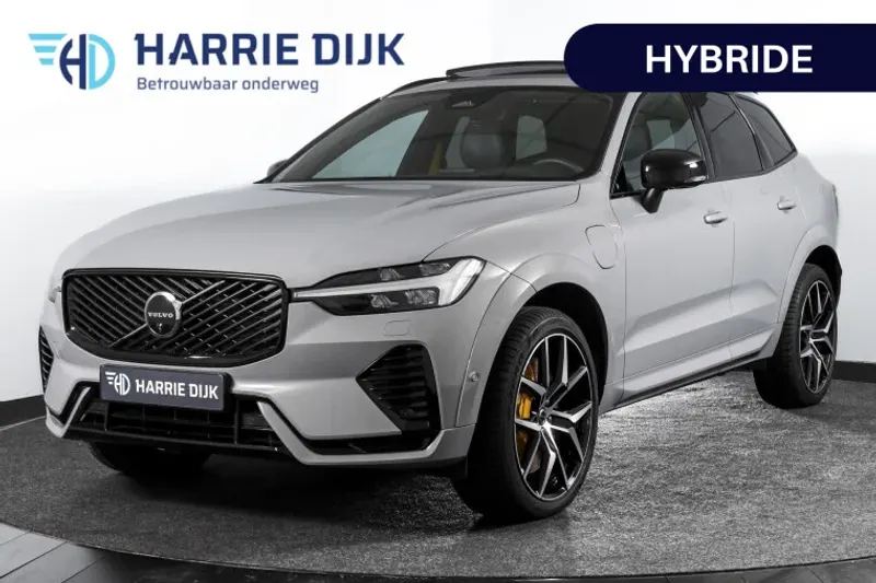 Volvo XC60 (2025)
