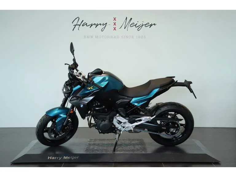 BMW F 900 R (2026) — foto 1