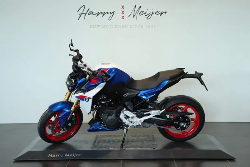 BMW F 900 R (2026)