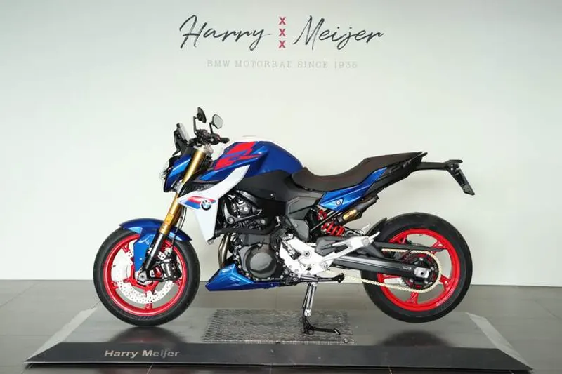 BMW F 900 R (2026)