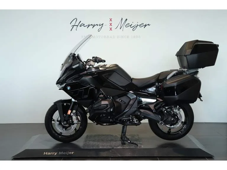 BMW R 1300 RT (2025) — foto 1