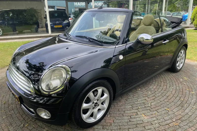 MINI Cabrio (2009)