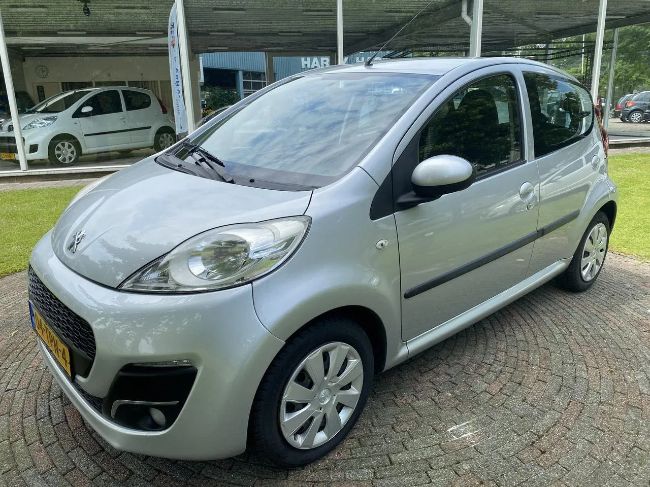 Peugeot 107 (2012) — foto 1