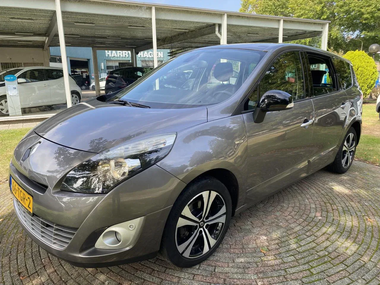 Renault Grand Scénic (2012) — foto 1