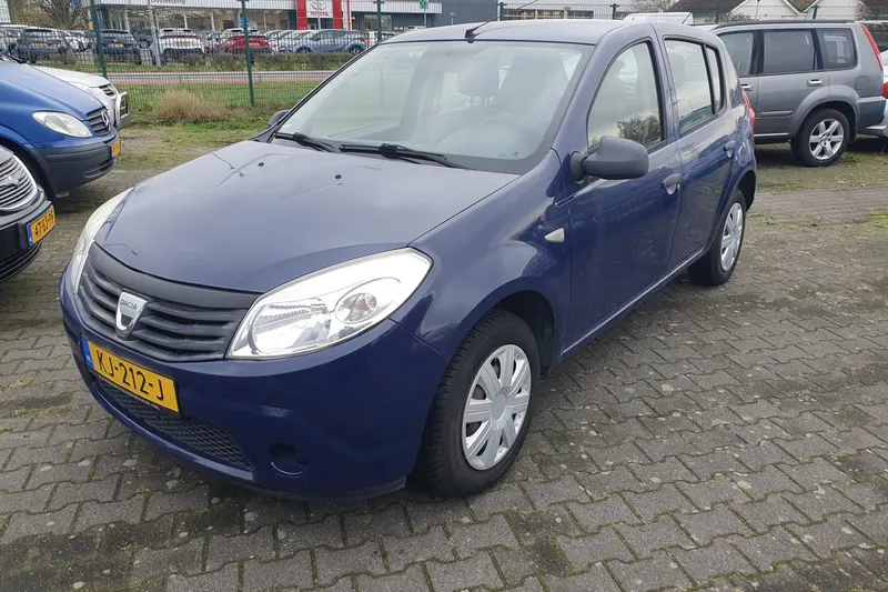 Dacia Sandero (2009)