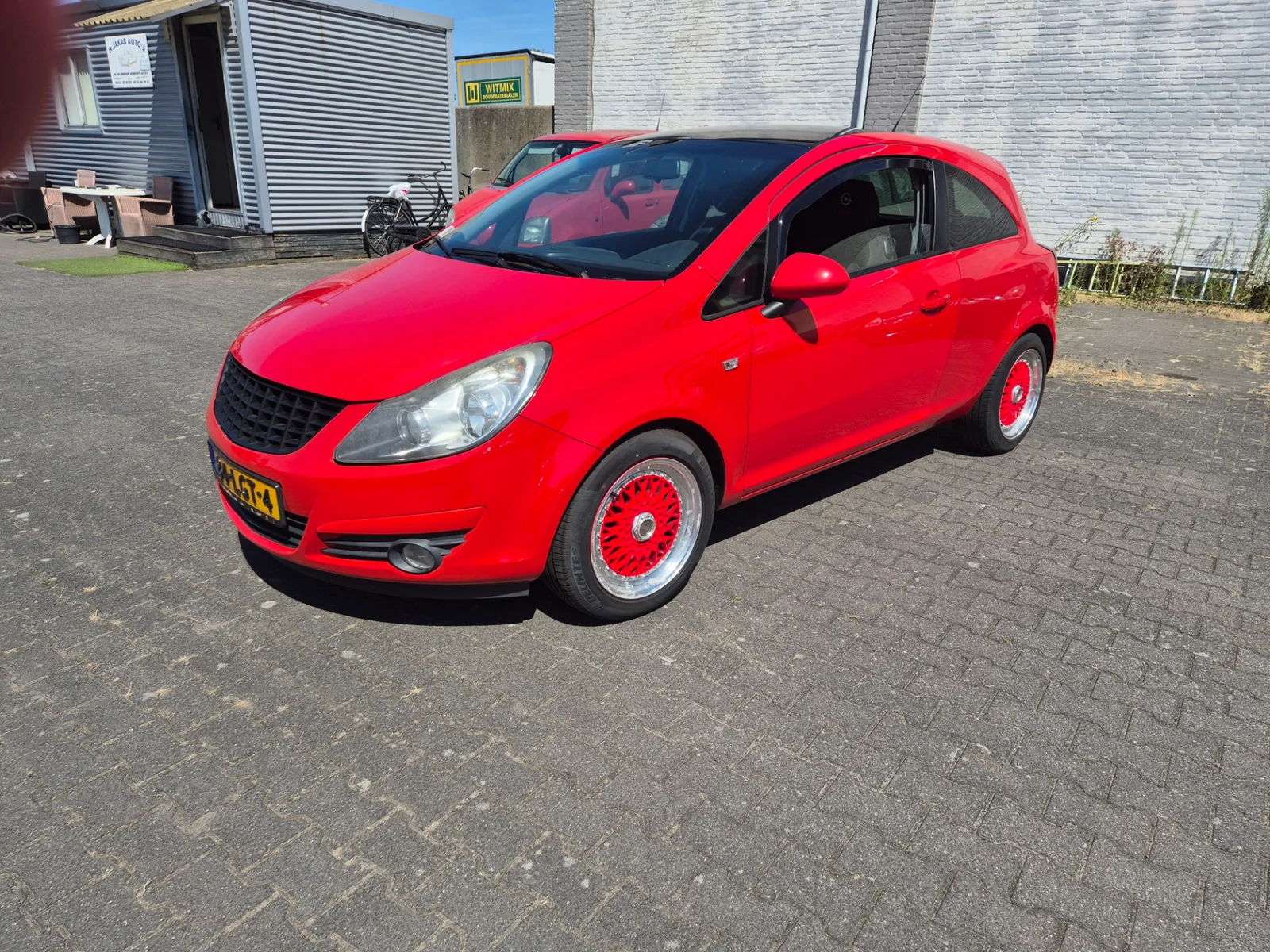 Opel Corsa (2010) — foto 1
