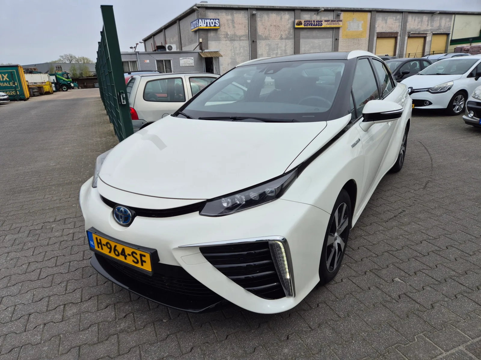 Toyota Mirai (2020) — foto 1