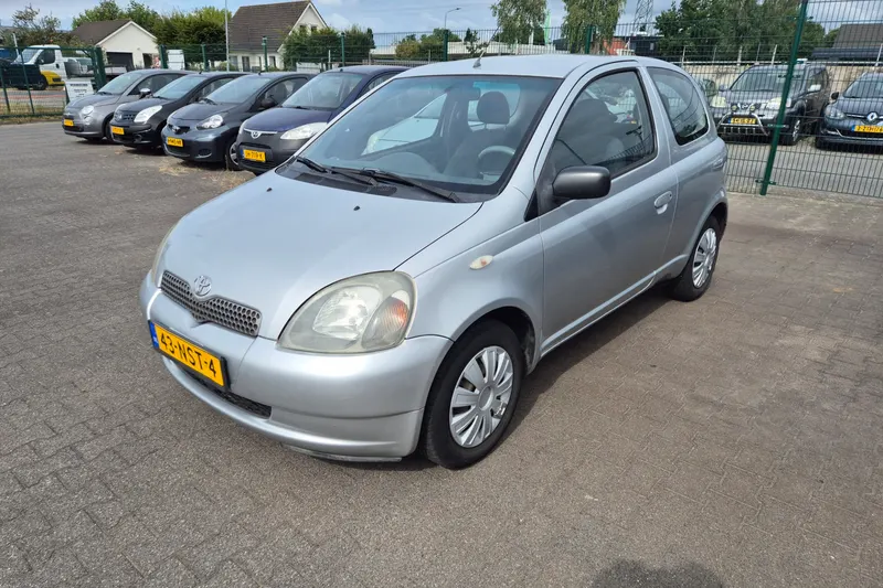 Toyota Yaris (2001)