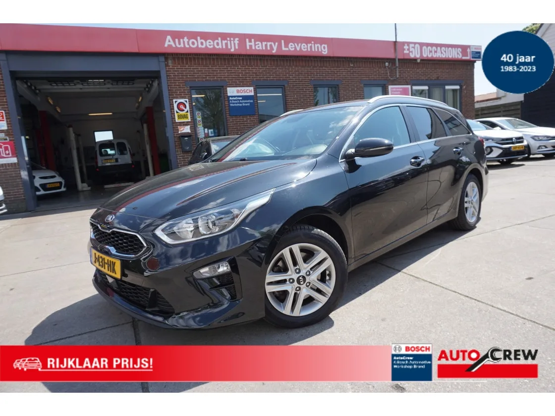 Kia Ceed Sportswagon (2020) — foto 1