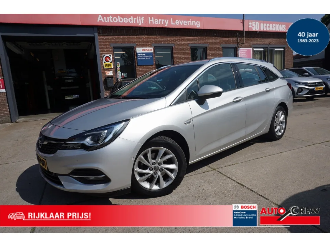 Opel Astra (2020) — foto 1
