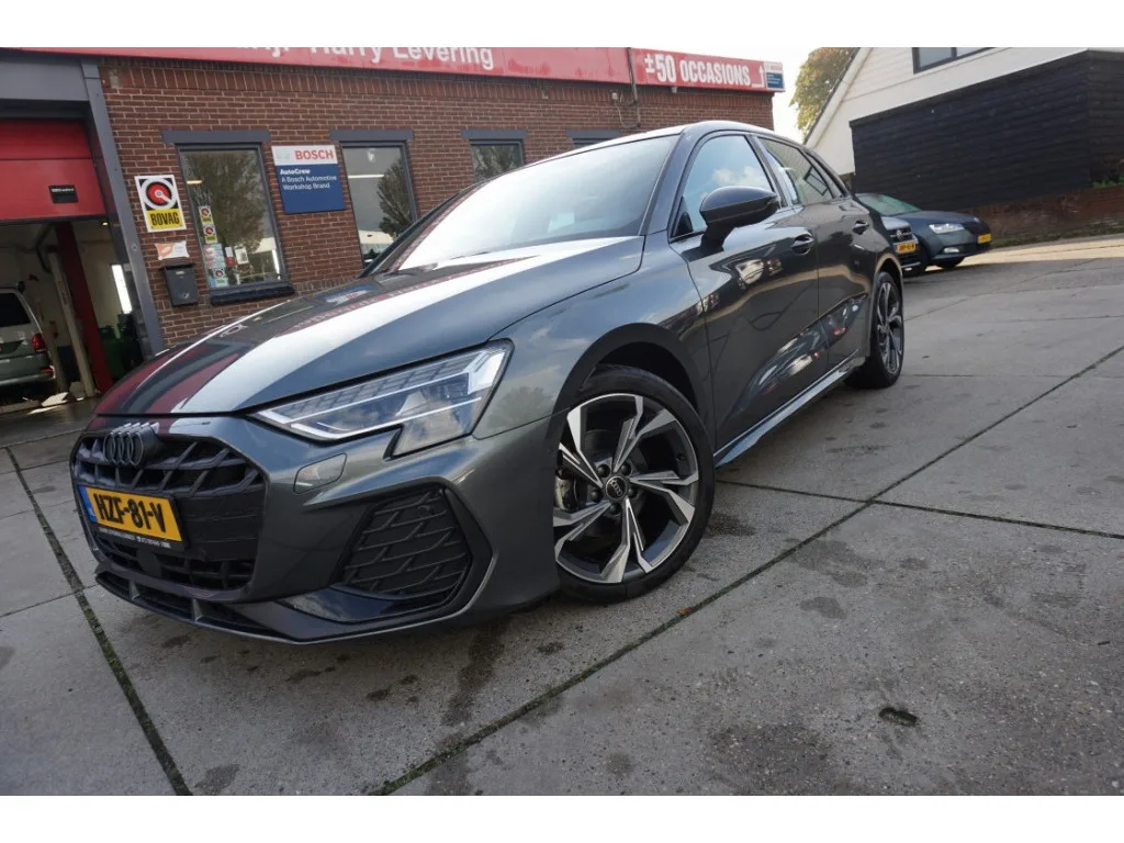 Audi A3 (2024) — foto 1