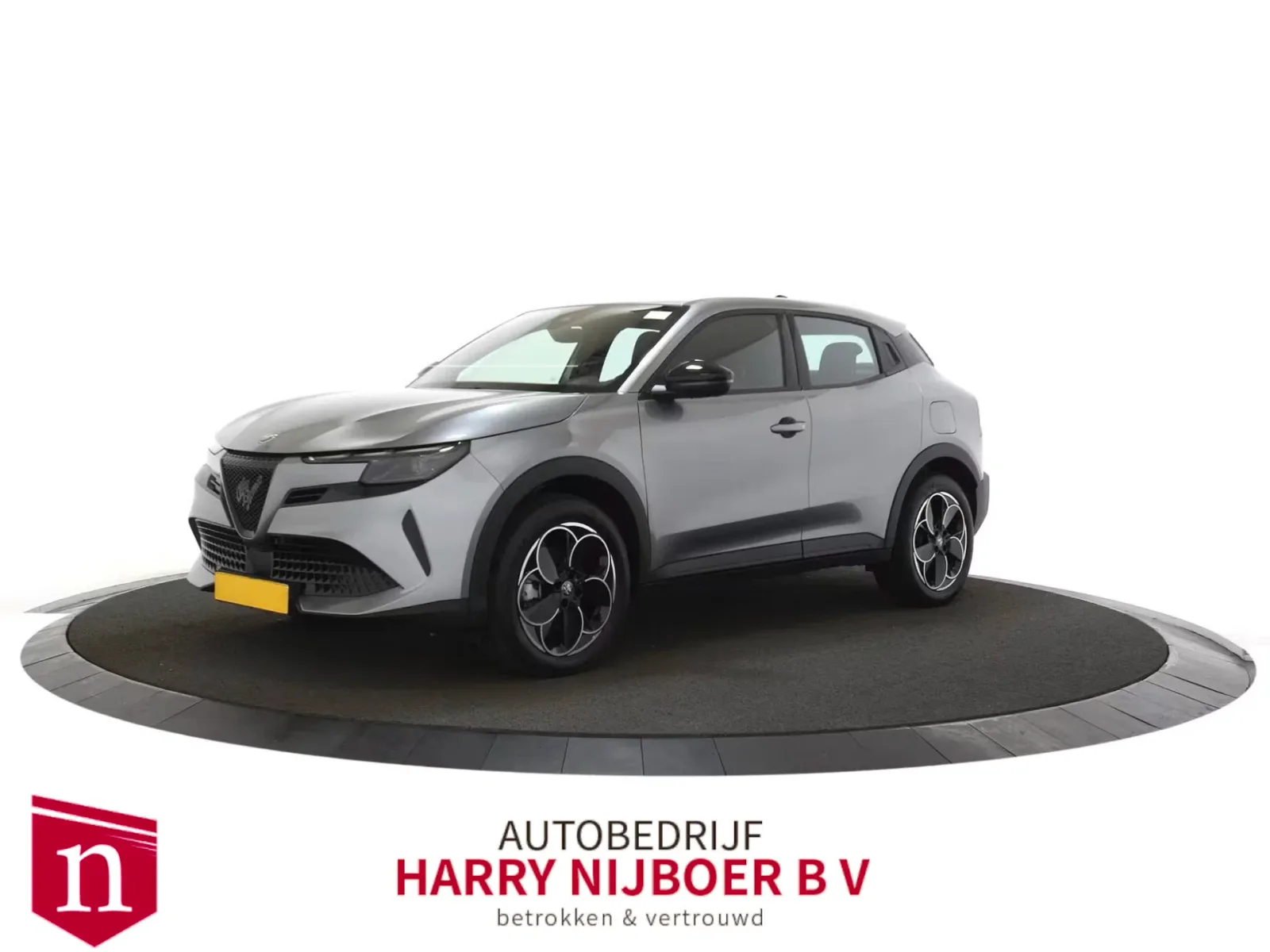 Alfa Romeo Junior (2025) — foto 1
