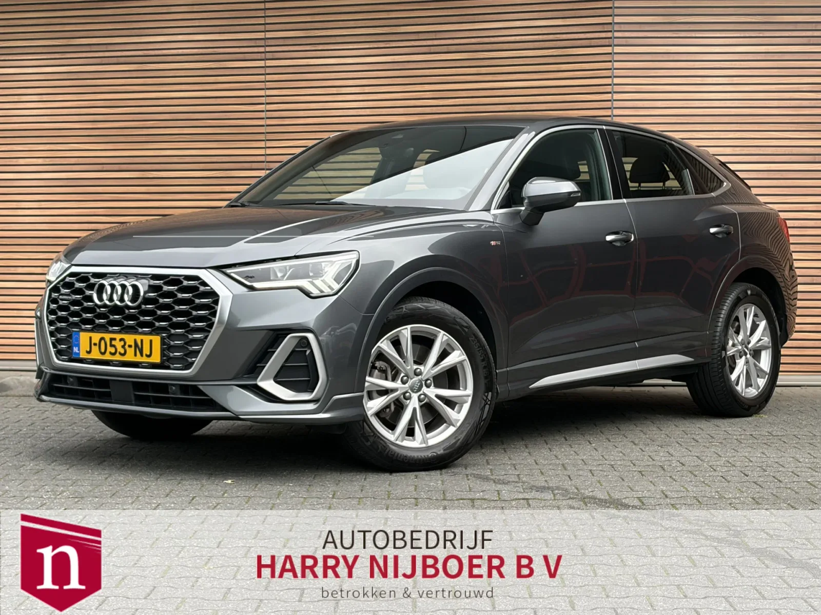 Audi Q3 (2020) — foto 1