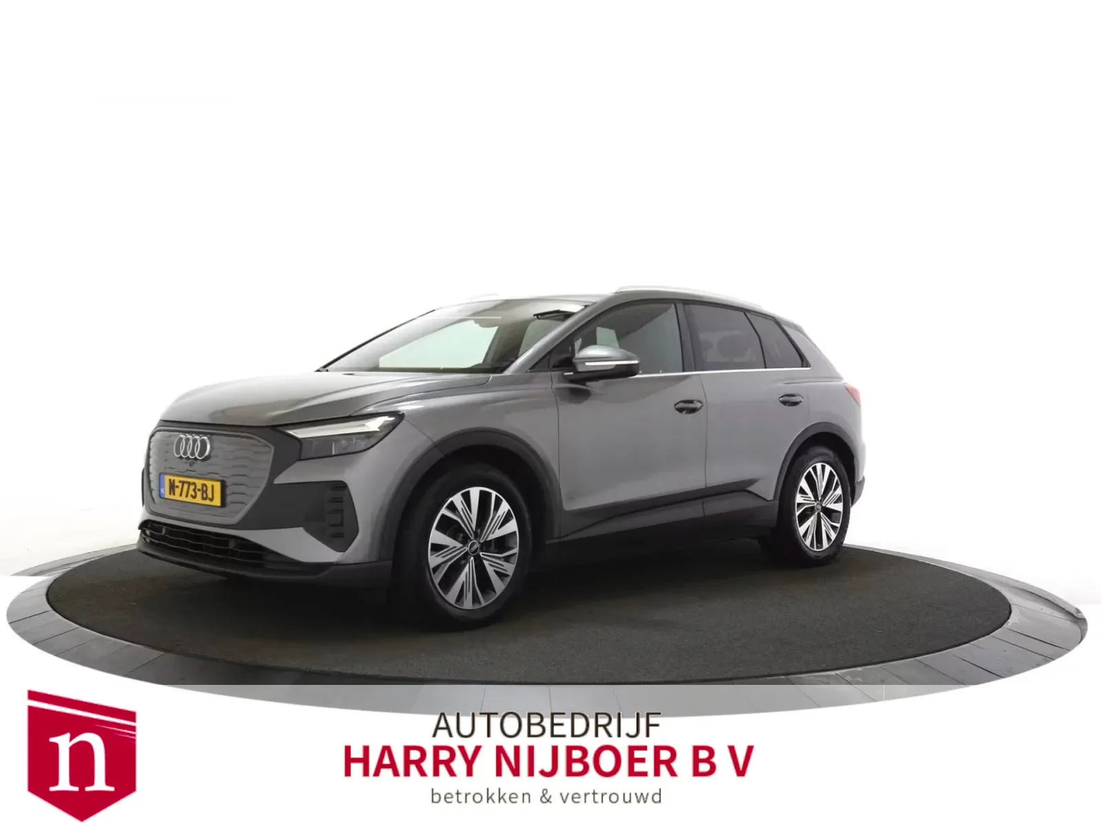 Audi Q4 e-tron (2021) — foto 1