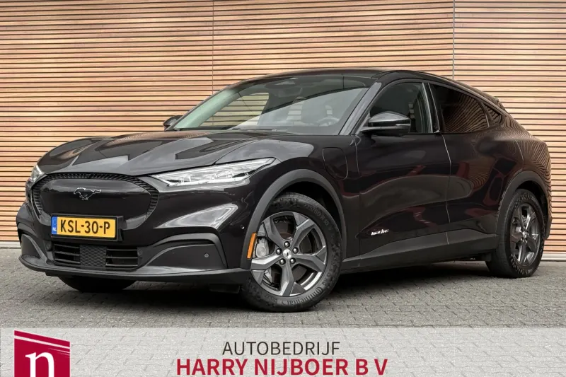 Ford Mustang (2022)