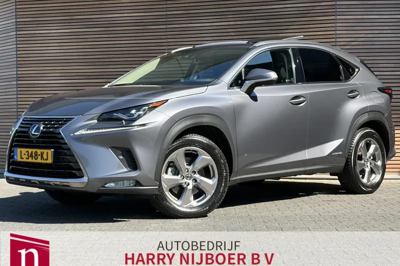 Lexus NX (2021)