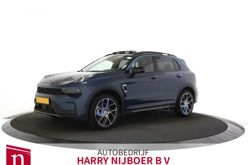 Lynk & Co 01 (2023)