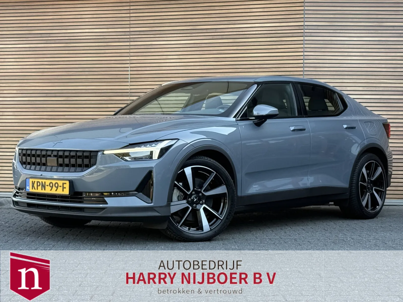 Polestar 2 (2023) — foto 1