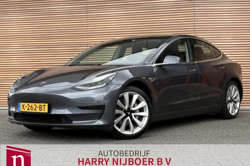 Tesla Model 3 (2020)