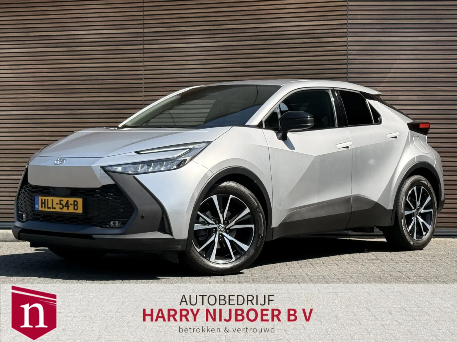 Toyota C-HR (2024) — foto 1