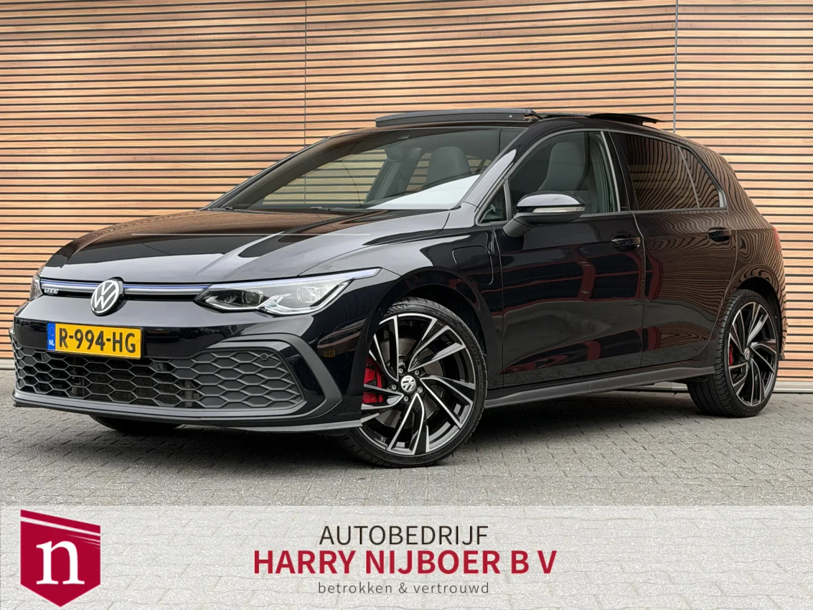 Volkswagen Golf (2022) — foto 1