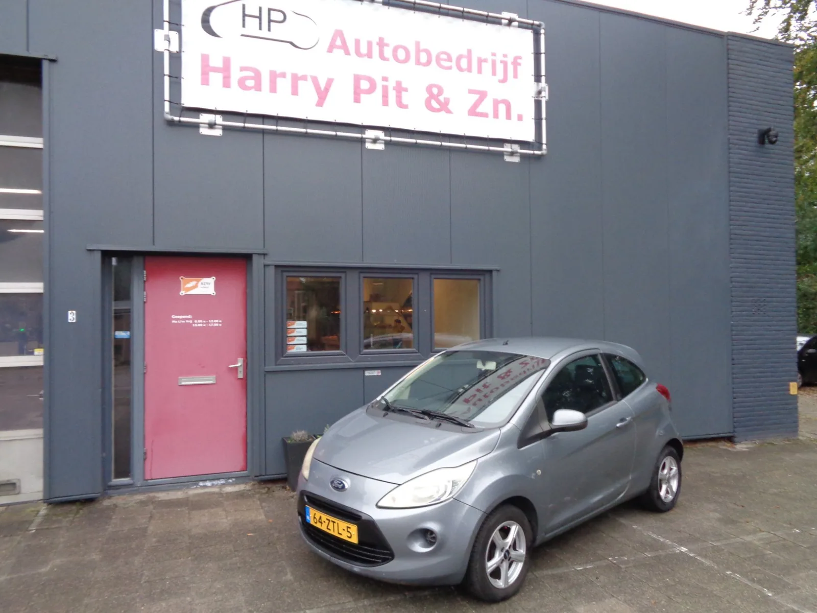 Ford Ka (2010) — foto 1