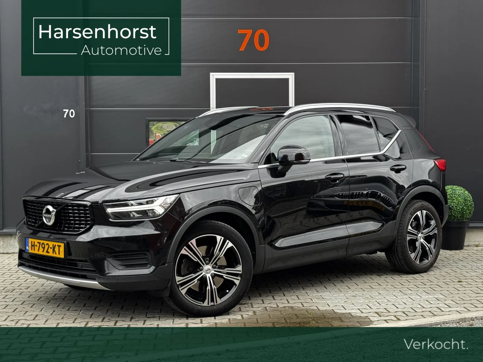 Volvo XC40 (2020) — foto 1