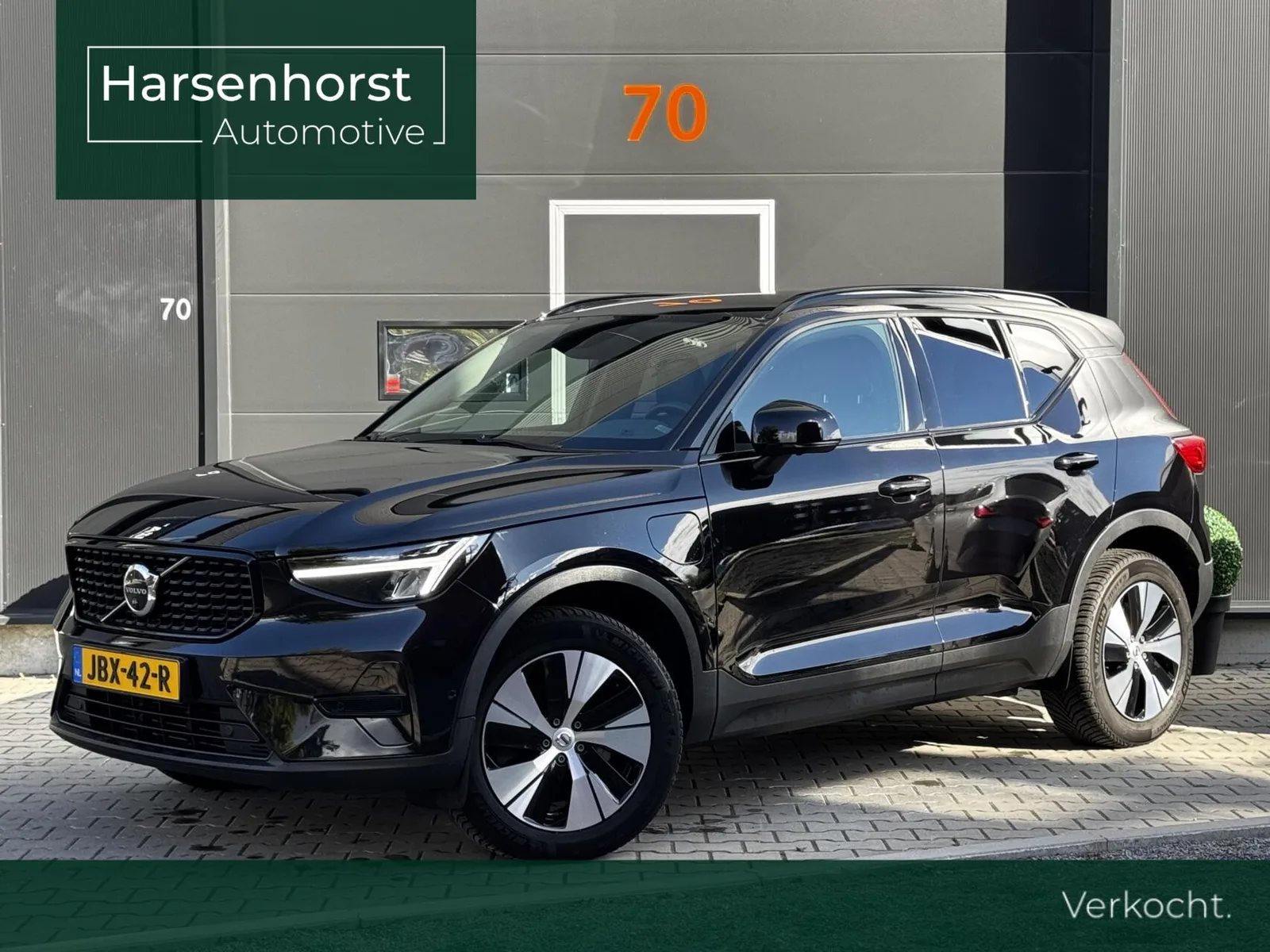 Volvo XC40 (2022) — foto 1