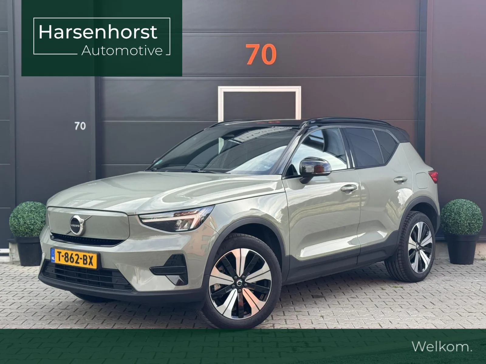 Volvo XC40 (2023) — foto 1