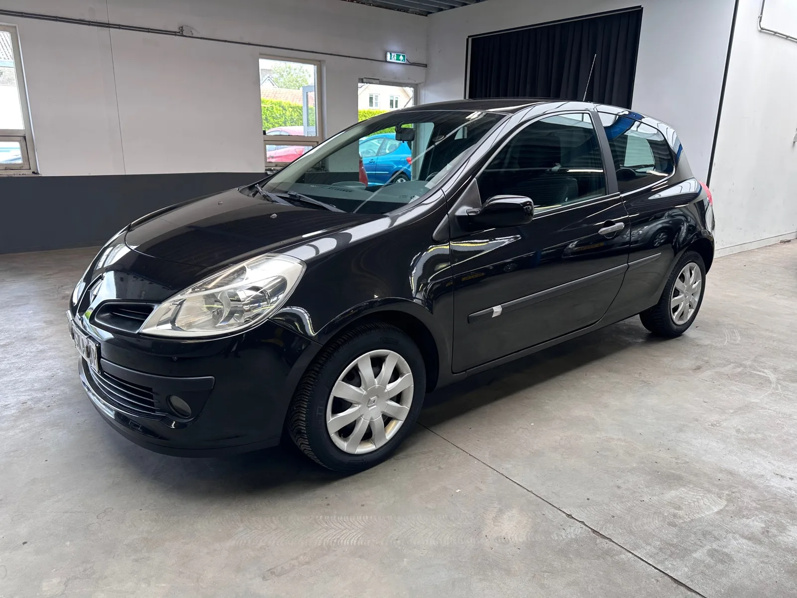 Renault Clio (2009) — foto 1