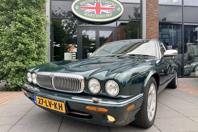 Daimler Super V8 (1999)