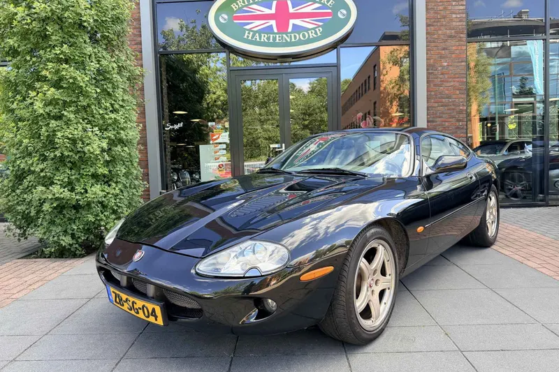 Jaguar XKR (1999)