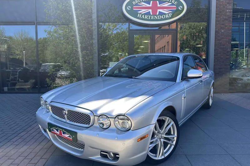Jaguar XJ (2008)