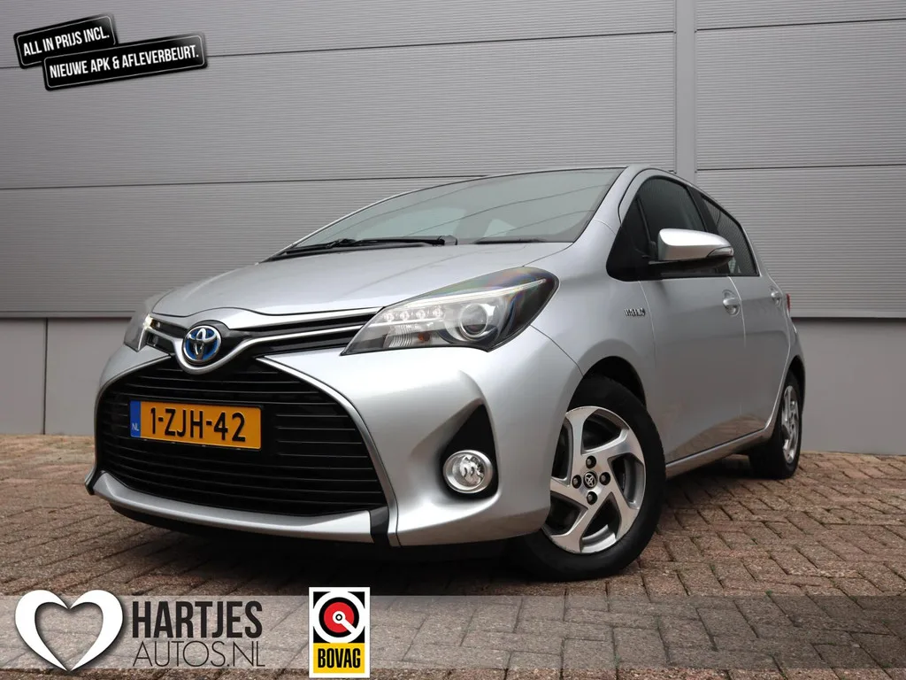 Toyota Yaris (2015) — foto 1