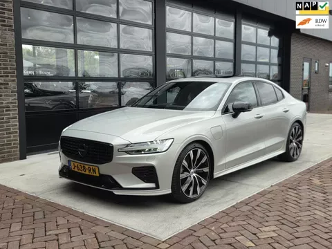 Volvo S60 (2020) — foto 1