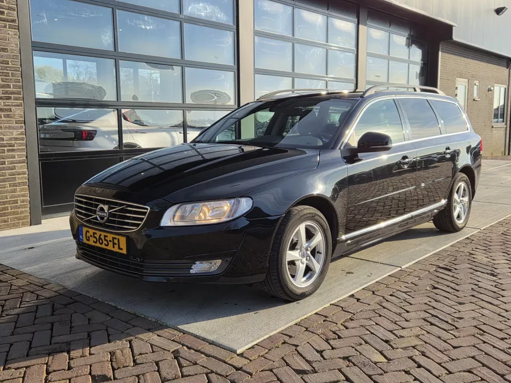 Volvo V70 (2016) — foto 1