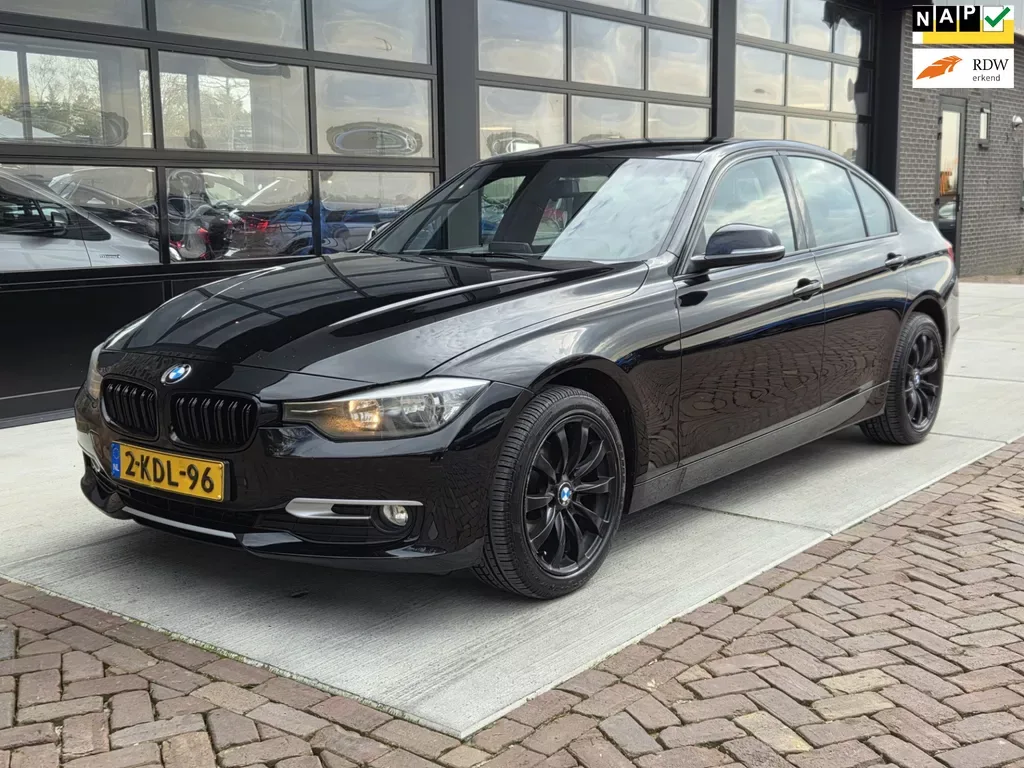 BMW 3-Serie (2013) — foto 1