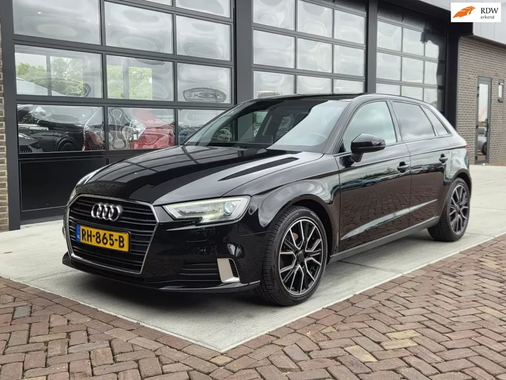 Audi A3 (2017) — foto 1