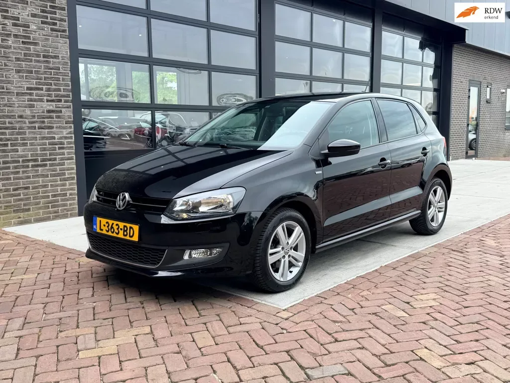 Volkswagen Polo (2013) — foto 1